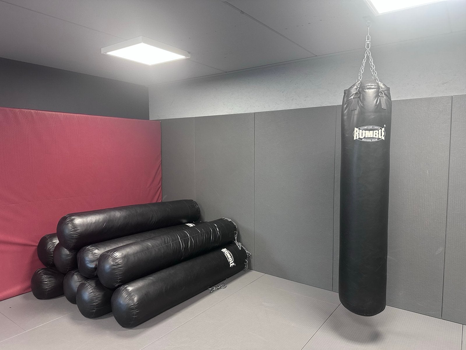 Rumble Bokszak hangend 180cm, Ophalen, Zo goed als nieuw, Bokszak