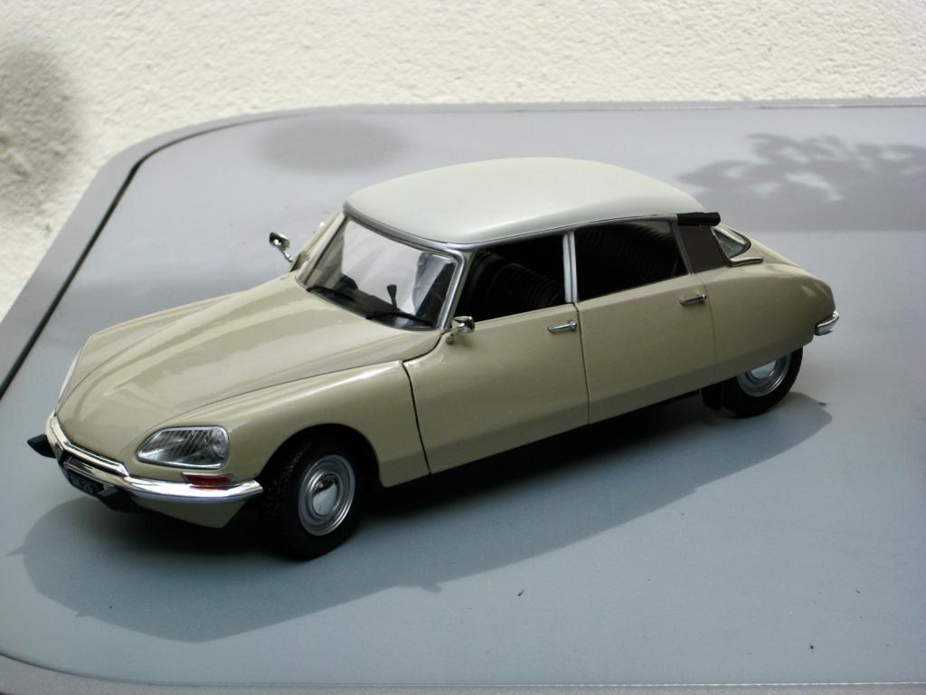 Citroen DS 21 DSpecial 1972 beige Solido 1:18, Ophalen of Verzenden, Nieuw, Auto, Solido
