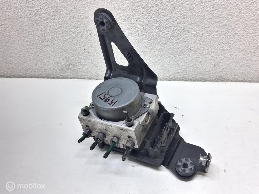 ABS pomp Renault Megane II ('00-'11) 8200737985, Gebruikt, Renault, Ophalen of Verzenden, Renault