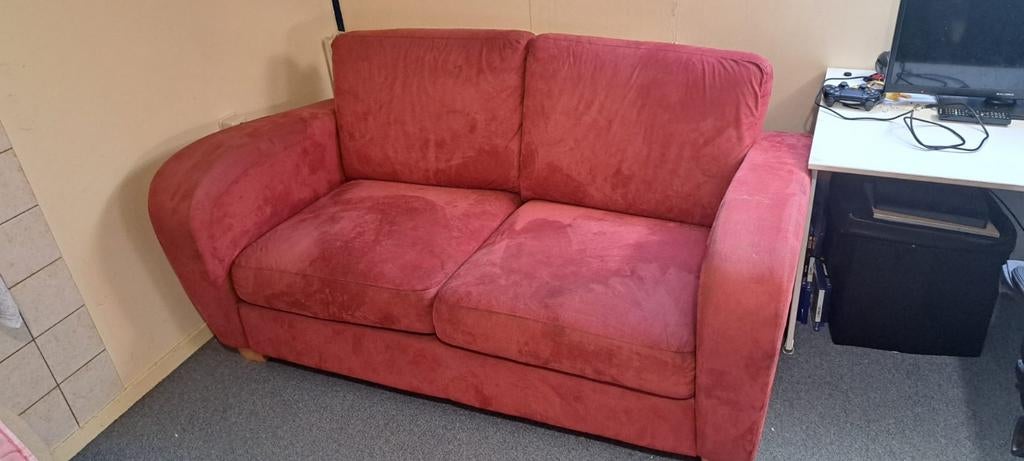 Comfortabele rode bank - 2-zits moet snel weg!, Huis en Inrichting, Banken | Bankstellen, Gebruikt, 150 tot 200 cm, Tweepersoons