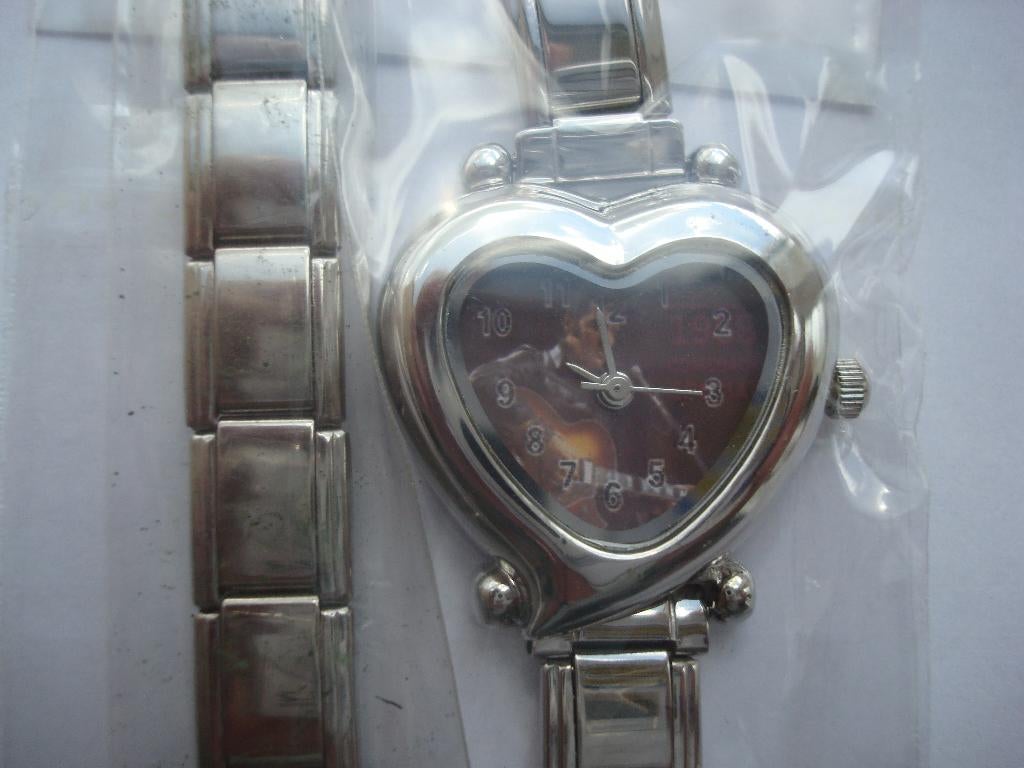 Elvis Presley dames klokje hartmodel, Ophalen of Verzenden, Foto of Kaart