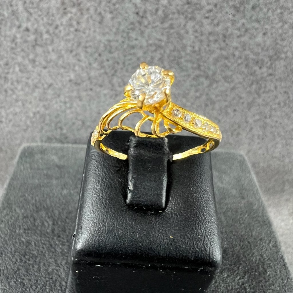 Gouden Ring | 21k | 2,14g | soliair+zirkonia | 19,25| 416849, Gebruikt, 19 tot 20, Ophalen of Verzenden, Dame