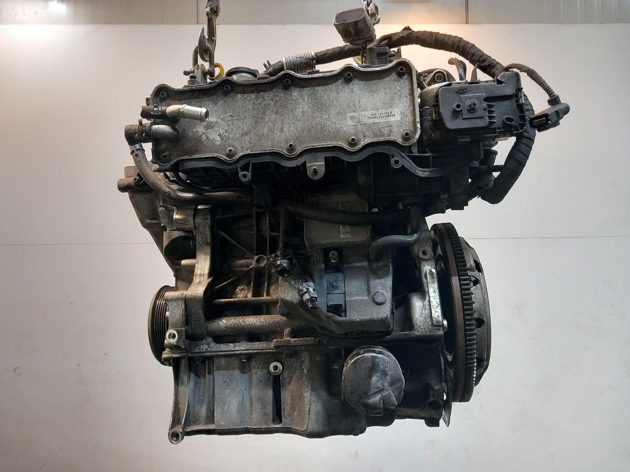 Motor Volkswagen Golf, Van der Ven Autorecycling B.V., Gebruikt, Ettenseweg 76, 4706 PB Roosendaal, The Netherlands, Herkomst onderdeel bekend