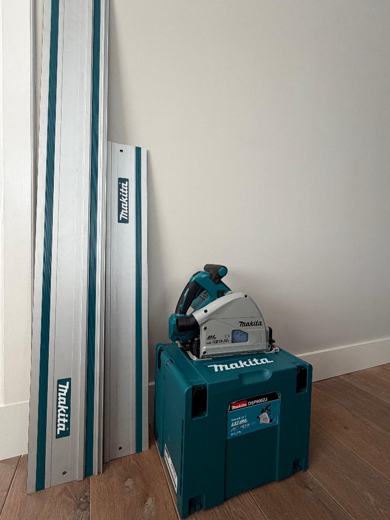 Makita DSP600 invalzaag met Makpac en 100/150cm geleiderails, Invalzaag, 70 mm of meer, Ophalen of Verzenden, Zo goed als nieuw