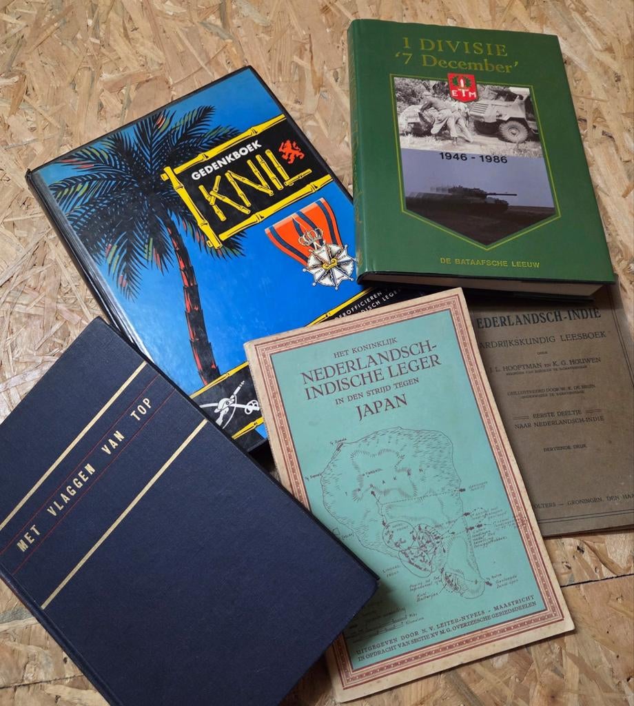 5 boeken KNIL Nederlands-Indië IGS, Boeken, Ophalen of Verzenden, 1945 tot heden