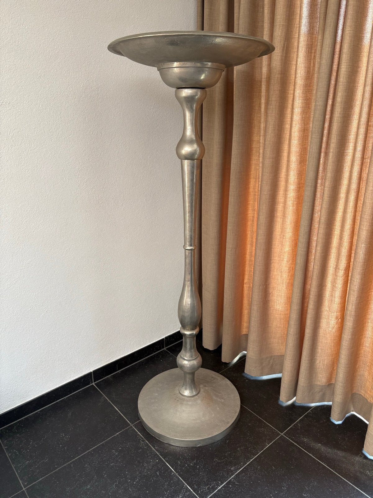 Unieke gegoten aluminium plantenstandaard/pedestal/ sokkel, Ophalen, Gebruikt, Klassiek, Metaal