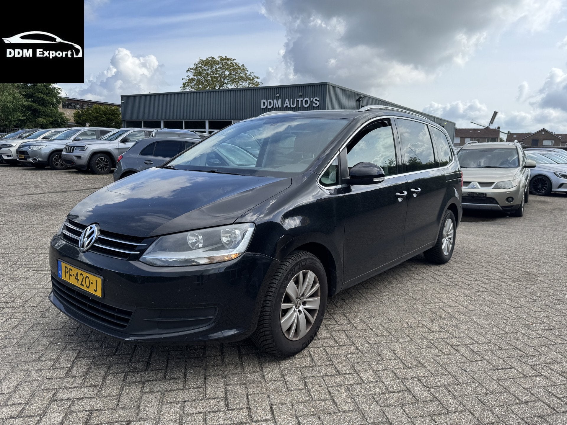 Volkswagen Sharan 2.0 TDI Highline | Navi | Clima | Stuurbed, Auto's, Voorwielaandrijving, Euro 5, Gebruikt, Zwart
