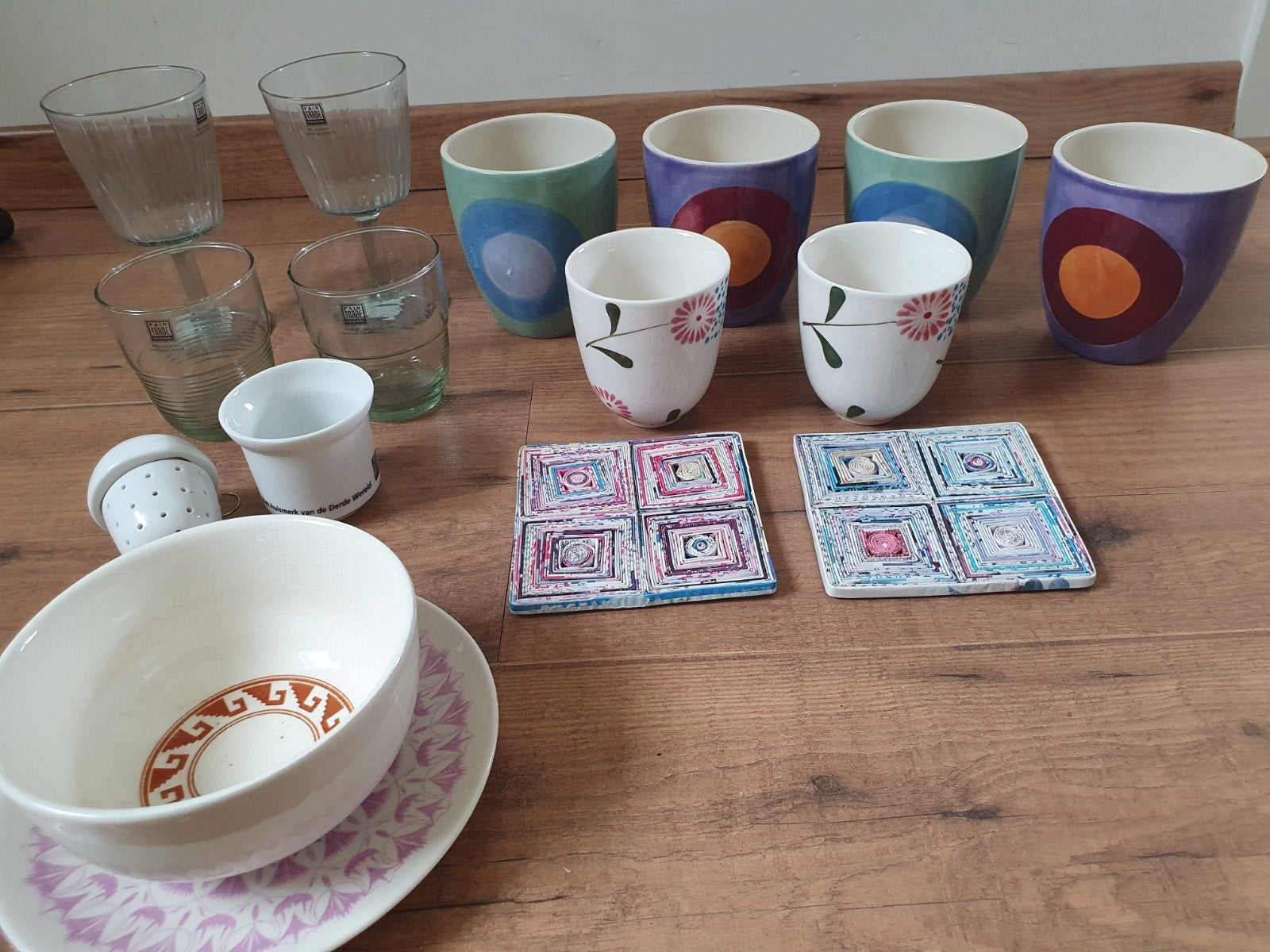 Nieuw Fairtrade servies, Huis en Inrichting, Ophalen of Verzenden, Nieuw, Porselein, Overige stijlen