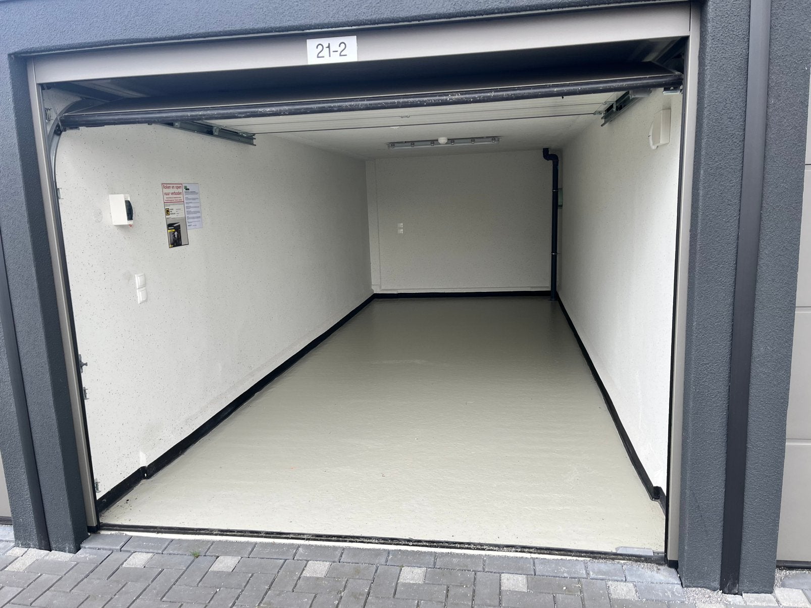 Garagebox/werkruimte te huur EERSTE MAAND GRATIS Groningen, Auto diversen, Autostallingen en Garages