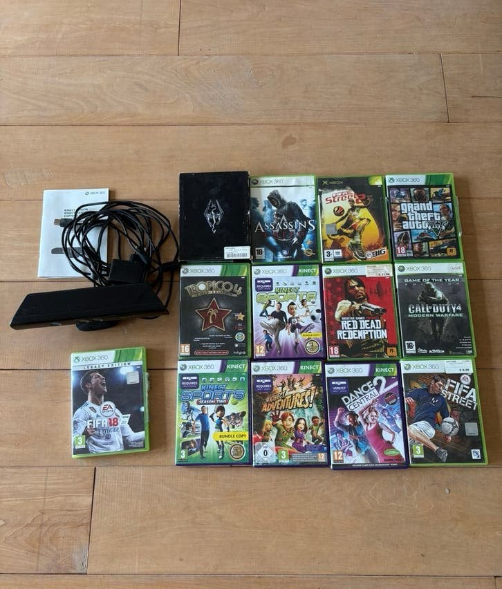 Xbox 360 Kinect bundel met 13 spellen, Ophalen, Gebruikt, Vanaf 18 jaar, Overige genres