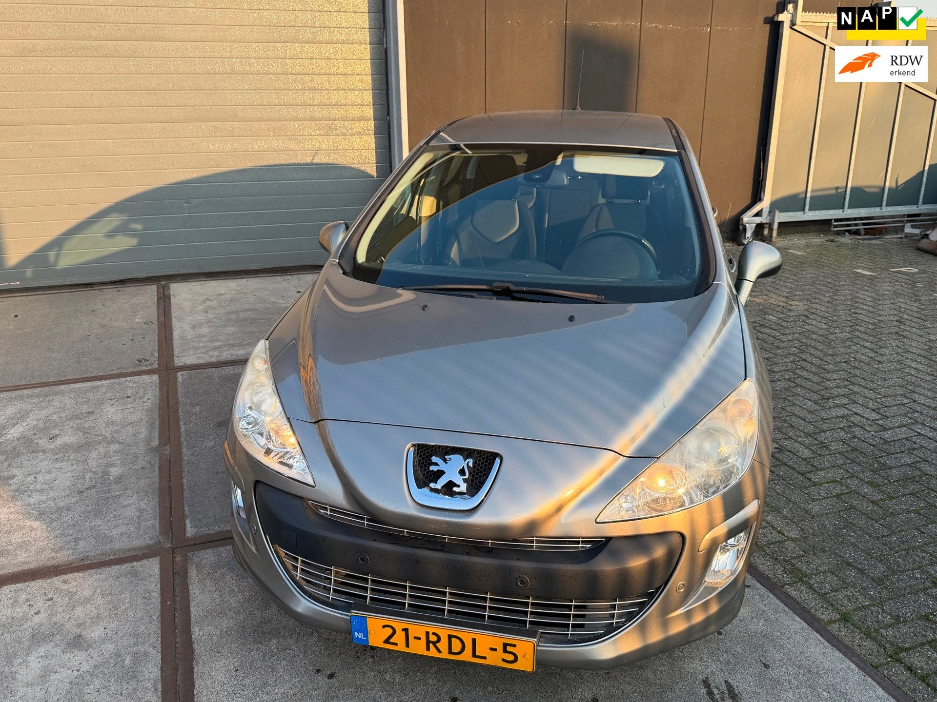 Peugeot 308 1.6 VTi | APK | Cruise c | Airco | 100% onderhou, Voorwielaandrijving, Euro 5, Gebruikt, 680 kg
