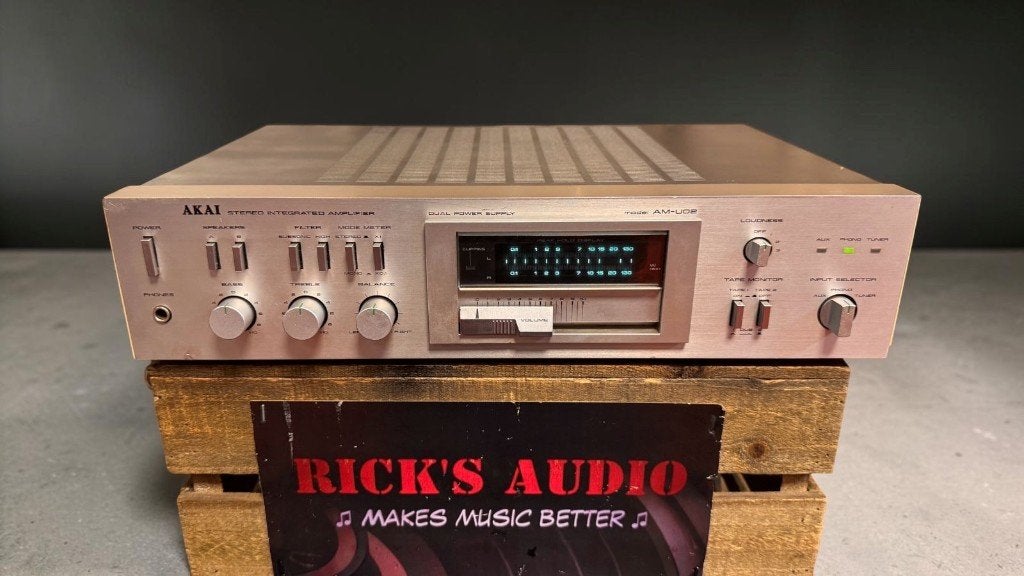 Akai AM-U02 Vintage Stereo Versterker – Volledig Gereviseerd, Overige merken, AKAI ELECTRIC CO., LTD, Refurbished, Ophalen of Verzenden