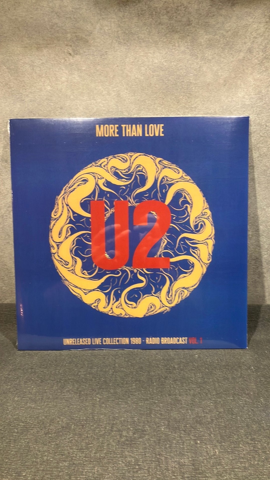 U2. More Than Love .Vol.1, Cd's en Dvd's, LP, Ophalen of Verzenden, Beschermende buitenhoes, 12 inch