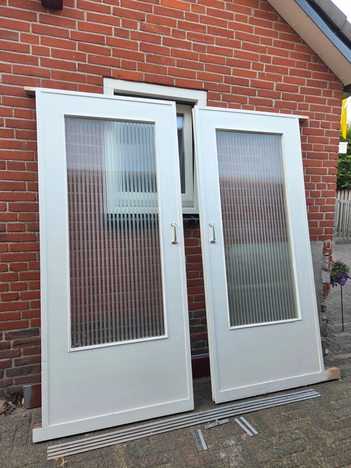 Massief houten schuifdeuren met glas en rails, ca. 1959, Doe-het-zelf en Verbouw, Deuren en Horren, Ophalen, Gebruikt, Binnendeur