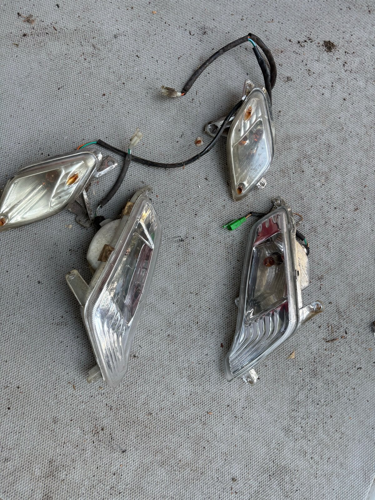 Set van 4 gebruikte knipperlichten sym fiddle, Ophalen of Verzenden, Gebruikt