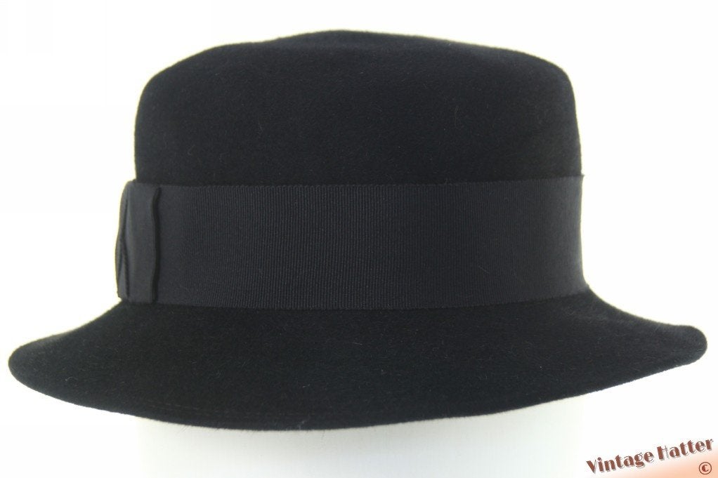 Vintage Dameshoed zwart geborsteld vilt 56 gratis verzenden, Ophalen of Verzenden, Gedragen, 56 of 57 cm (M, 7 of 7⅛ inch), Hoed