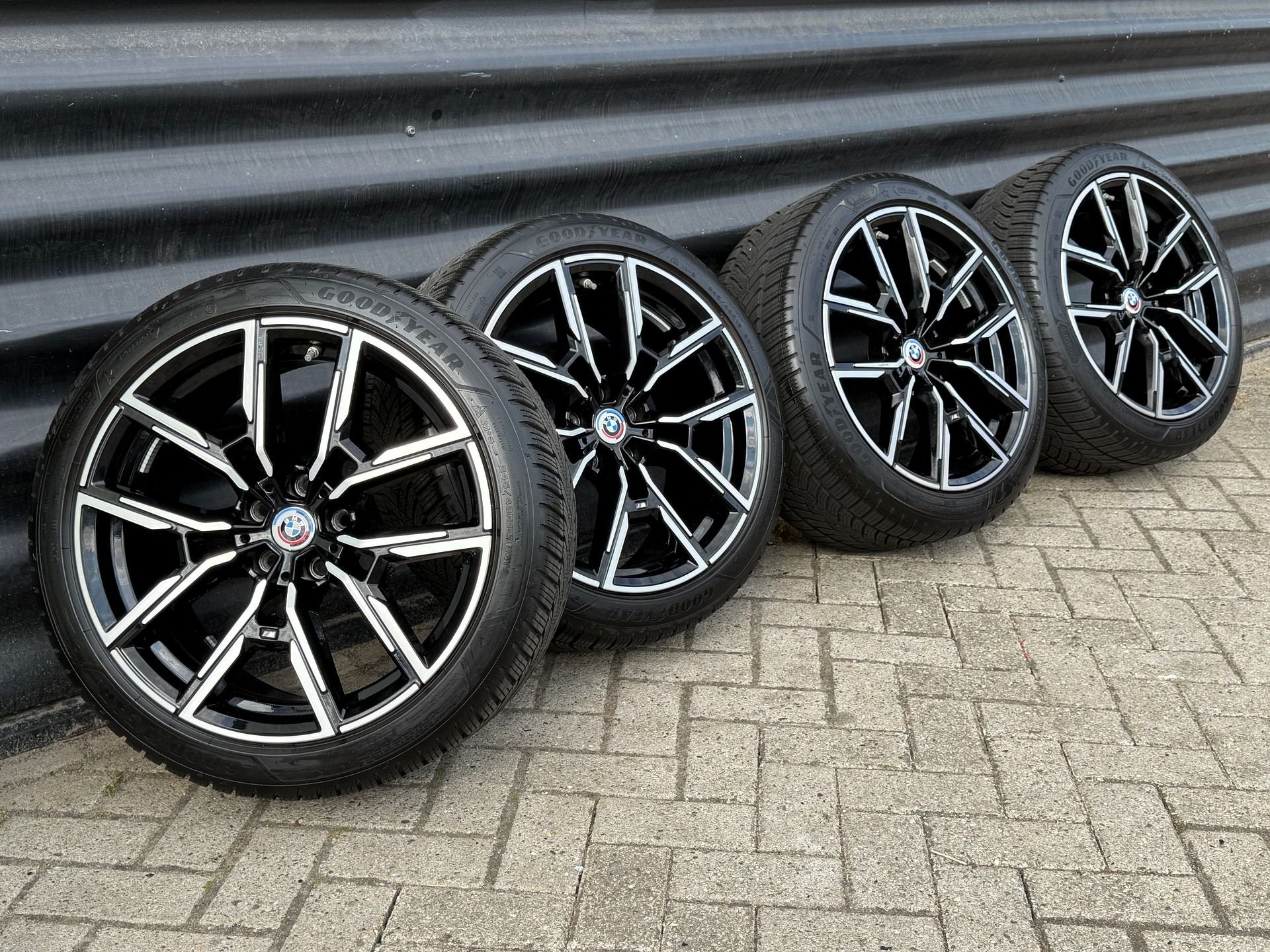 19” Origineel M BMW i4 4 Serie G26 859M velgen winterbanden, Gebruikt, -, -, Banden en Velgen
