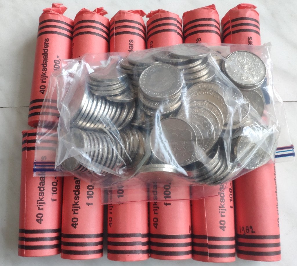 608 nikkelen rijksdaalders partij riksen 2,5 gulden, Ophalen, Koningin Juliana, 2½ gulden