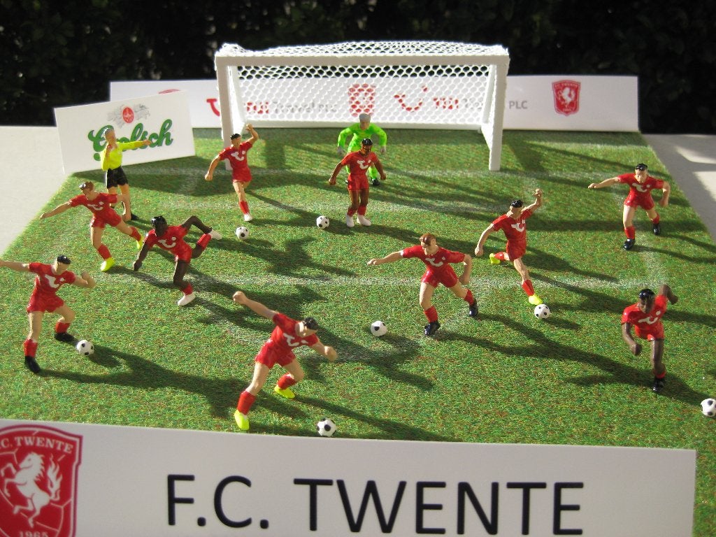 FC TWENTE, Verzamelen, Ophalen of Verzenden, Nieuw, F.C. Twente, Vaantje of Sjaal