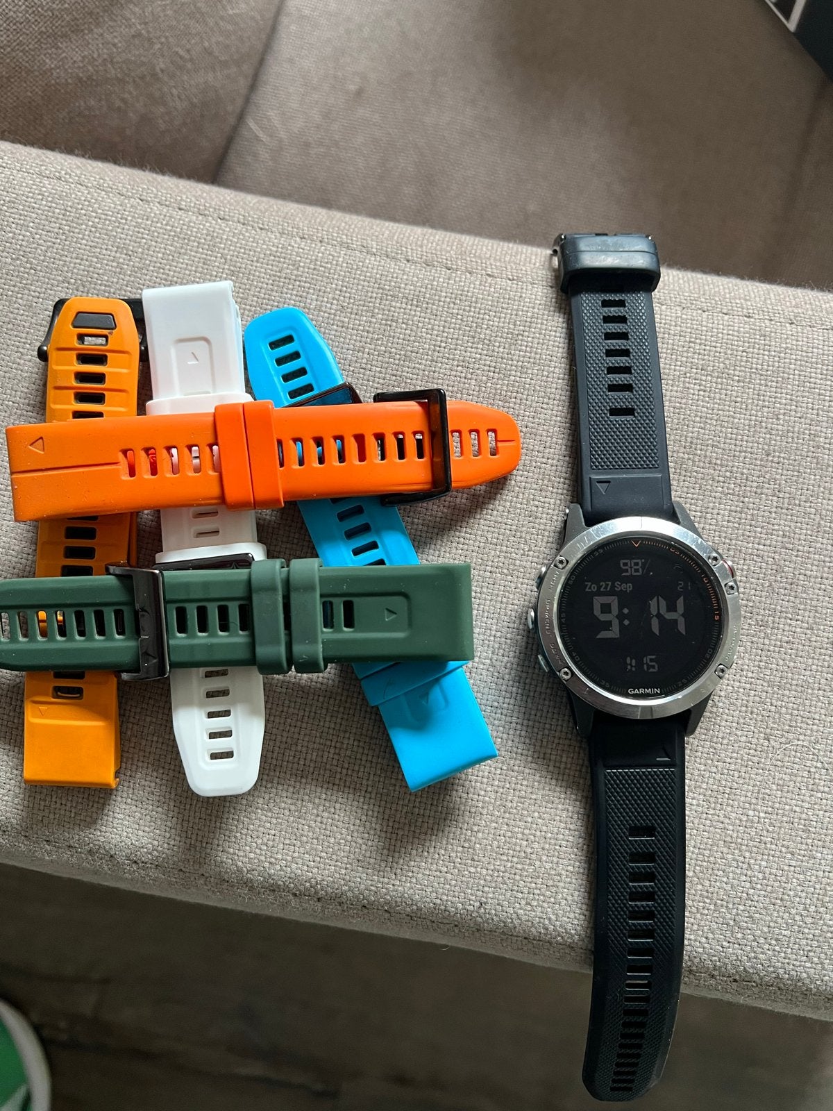Garmin Fenix 5 Sporthorloge Smartwatch 42mm + Extra Bandjes, Ophalen of Verzenden, Afstand, Zo goed als nieuw