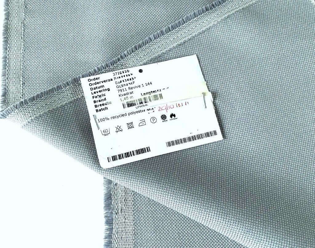 Kvadrat Revive 144 lavendelblauw+crème 2x restant meubelstof, Overige materialen, Blauw, 120 cm of meer, Ophalen of Verzenden