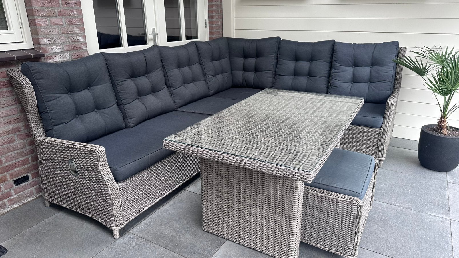 Zeer grote hoek loungeset verstelbaar grijs met krukje, Tuin en Terras, Ophalen, Zo goed als nieuw, 6 zitplaatsen, Loungeset