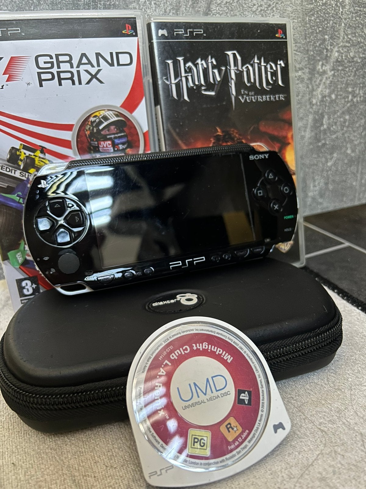 Psp 1000 + 3 games & Psp hoesje, Zwart, Ophalen of Verzenden, PSP, Gebruikt