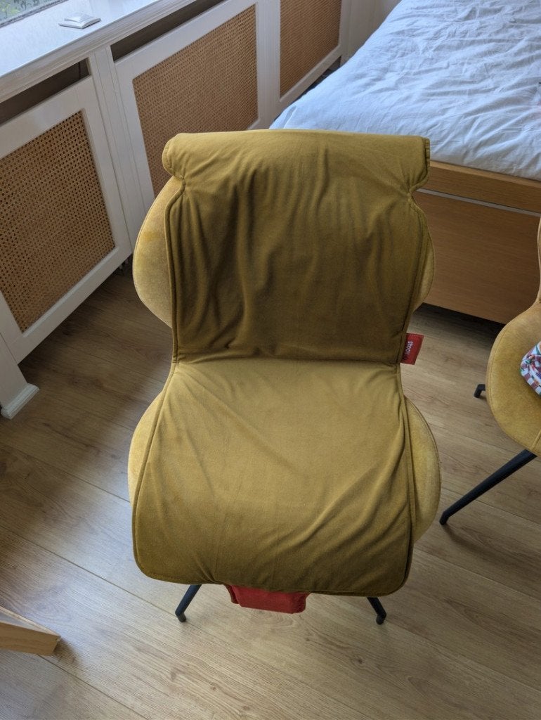 Stoov Big Hug XL draadloos warmtekussen - geelgoud, Ophalen of Verzenden, Zo goed als nieuw, Goud