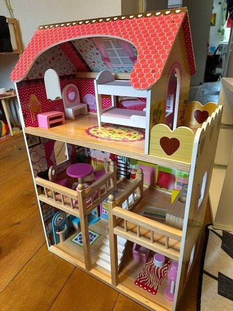 Groot poppenhuis