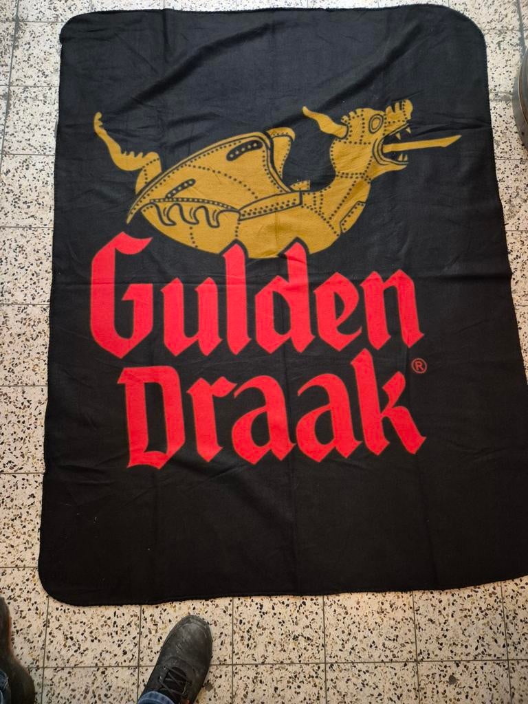 2x Fleecekleed Gulden Draak 150x115cm, Ophalen of Verzenden, Zo goed als nieuw, Zwart, Rechthoekig