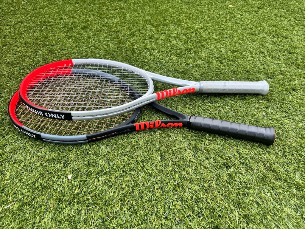 2 x Wilson Clash 100, Sport en Fitness, Ophalen of Verzenden, Zo goed als nieuw, Racket, Wilson