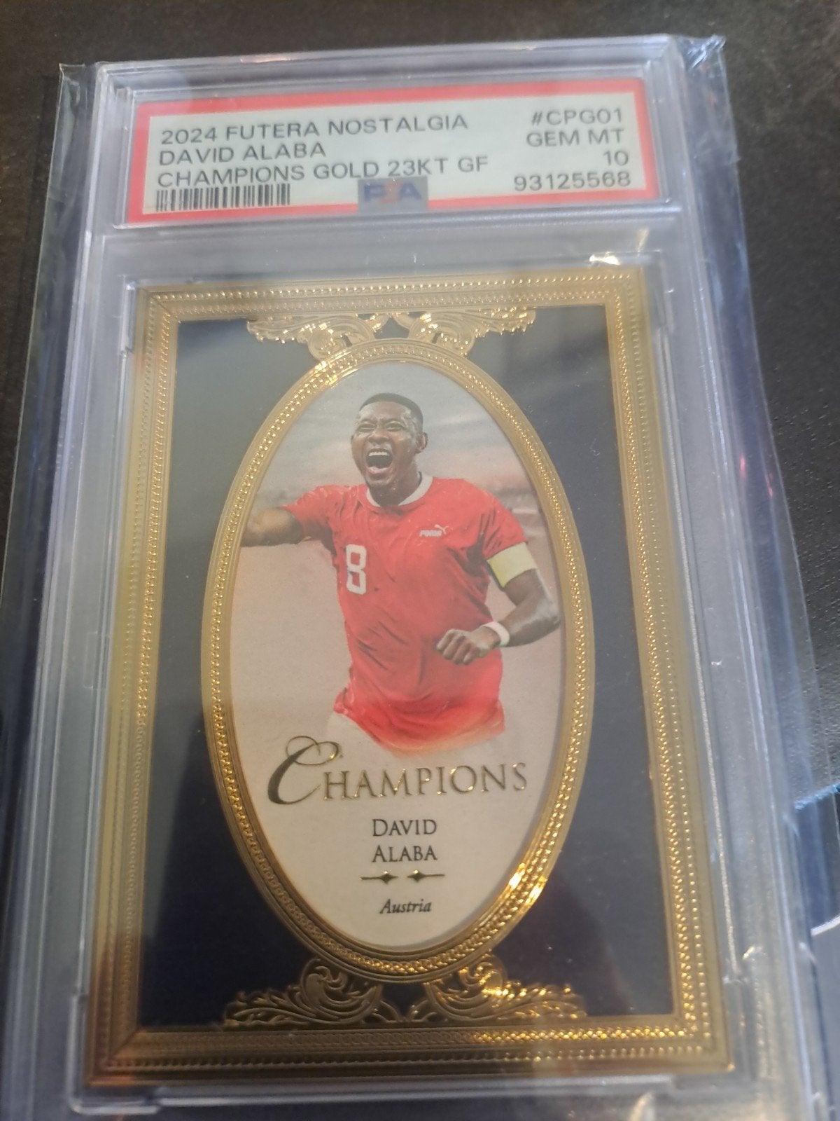 David Alaba 2024 Futera Nostalgia Champions Gold 23KT GFPSA, Ophalen of Verzenden, Nieuw, Buitenlandse clubs, Spelerskaart