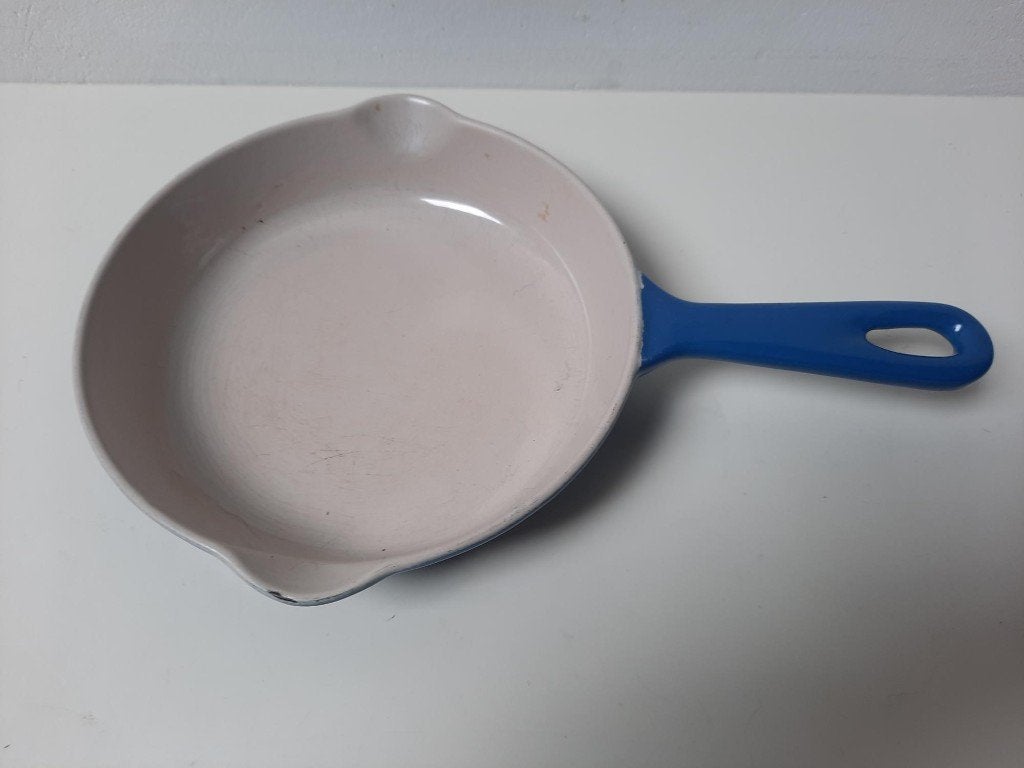 Le creuset blauwe gietijzer emaille koekenpan no 16, Koekenpan, Gietijzer, Le Creuset, Ophalen of Verzenden