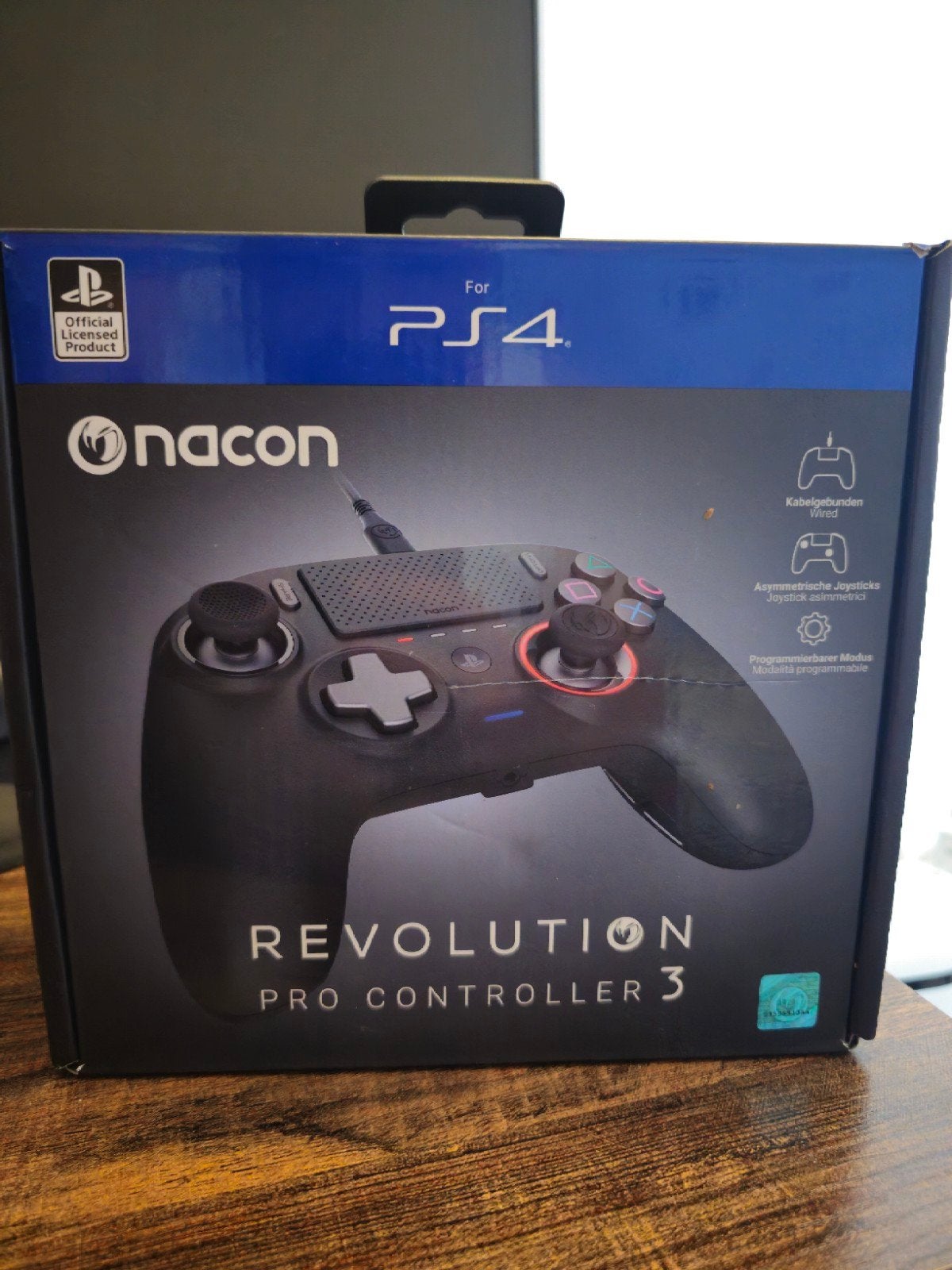 Nacon Revolution Pro Controller 3 for PC and PS4, Ophalen of Verzenden, Zo goed als nieuw, Controller, PlayStation 4
