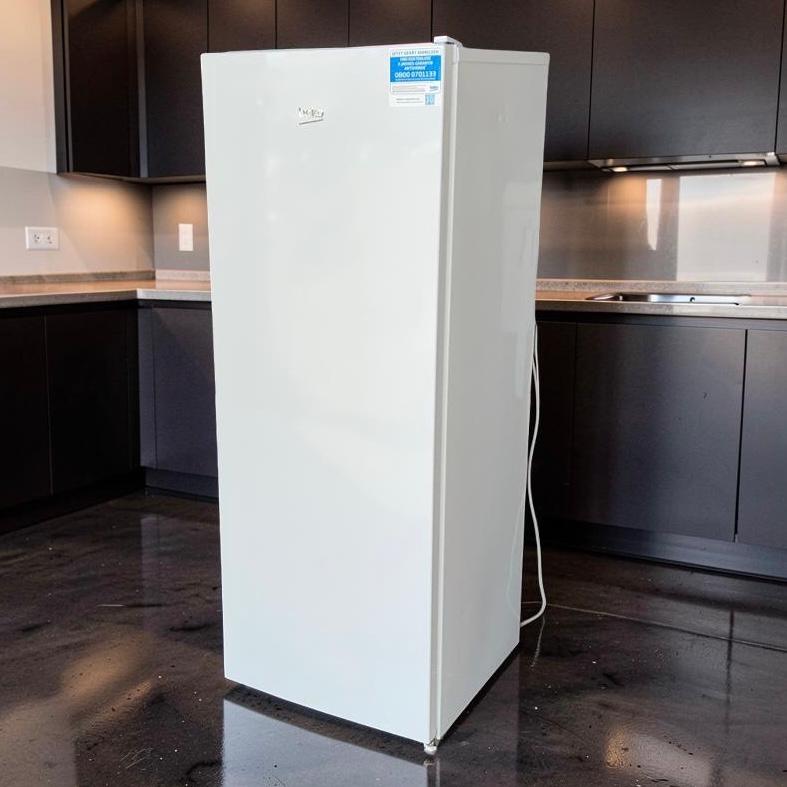 Koeler BEKO 252liter 146cm Hoog Outlet incl Garantie, Witgoed en Apparatuur, Koelkasten en IJskasten, Ophalen, Zonder vriesvak