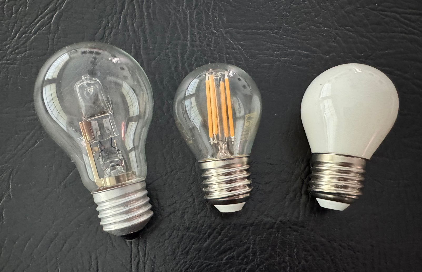 set van 3 LSC lampen Led en Halogeen E27 P45 DX E18d, LSC Smart Connect, Nieuw, Warm wit, Halogeenlamp