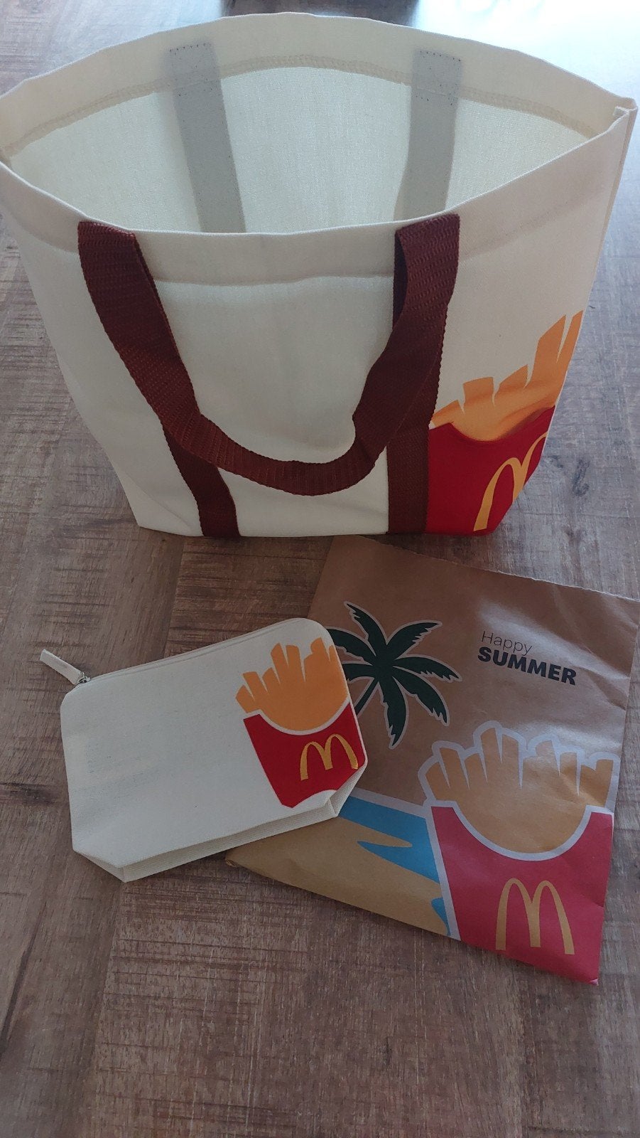 Mc Donalds zomertas met etui, Verzamelen, Merken en Reclamevoorwerpen, Ophalen of Verzenden, Gebruiksvoorwerp