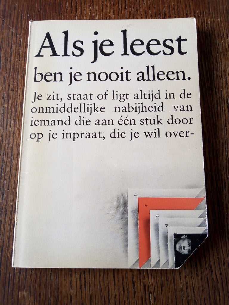 Als je leest ben je nooit alleen-sjef v. oekel *1975*, Ophalen of Verzenden, Zo goed als nieuw, Mischa de Vreede (samensteller)