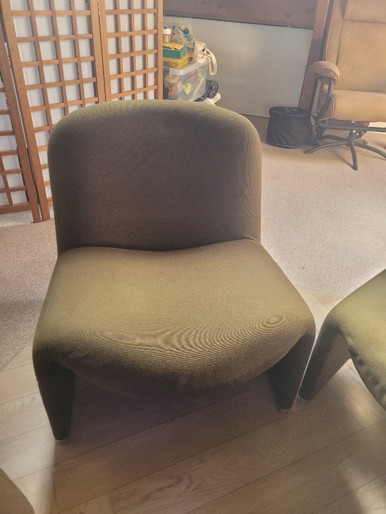 Artifort fauteuils, Huis en Inrichting, Fauteuils, 75 tot 100 cm, Ophalen of Verzenden, Zo goed als nieuw, Stof