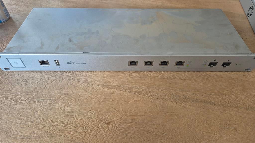 Unifi Security gateway Pro, Ophalen, Zo goed als nieuw
