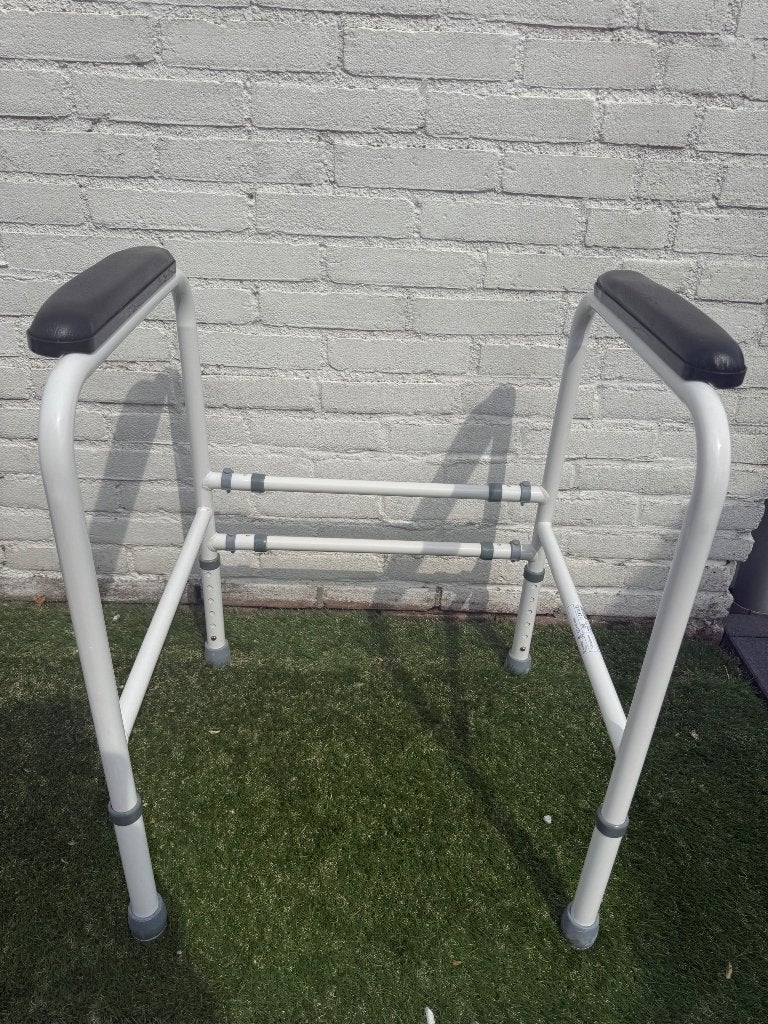 Toiletframe/toiletsteun, Diversen, Ophalen, Zo goed als nieuw