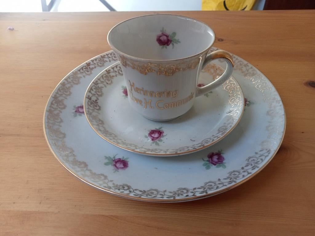 Communie kop en schotel met bord., Ophalen of Verzenden