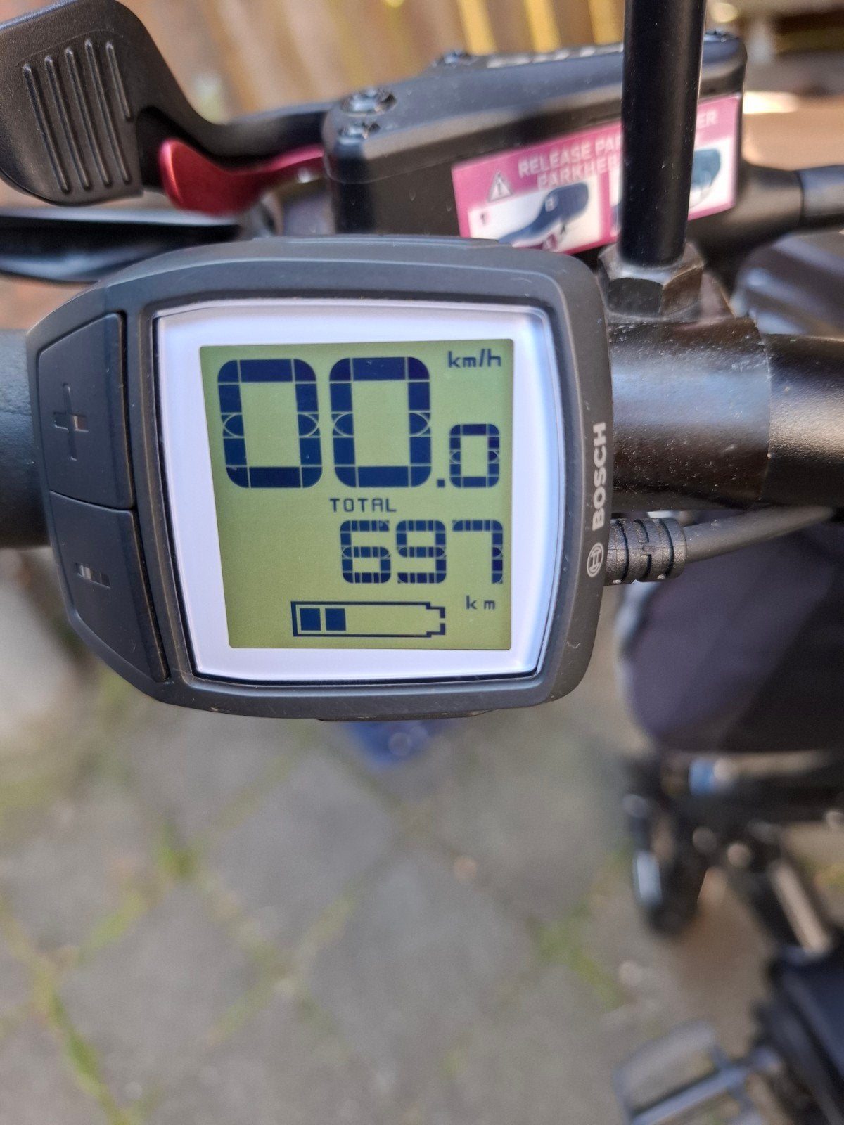 DRIEWIELER ELEKTRISCH MET WEINIG KM, Ophalen