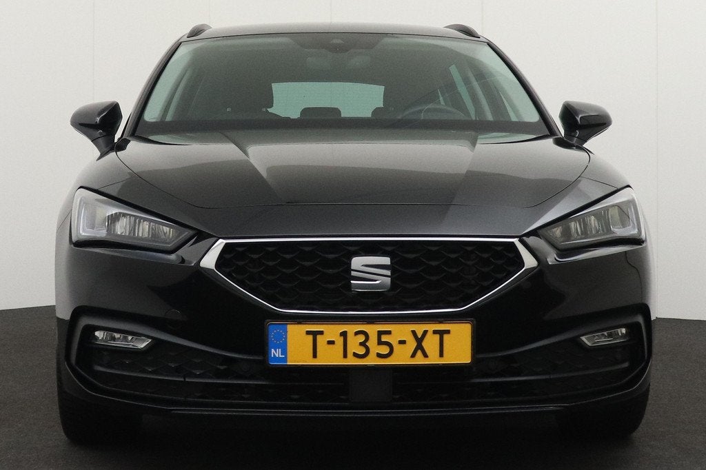 SEAT Leon Sportstourer 150 PK Aut. Hybrid Style+ Camera Adap, Auto's, Seat, Stof, Euro 6, 4 cilinders, Leon