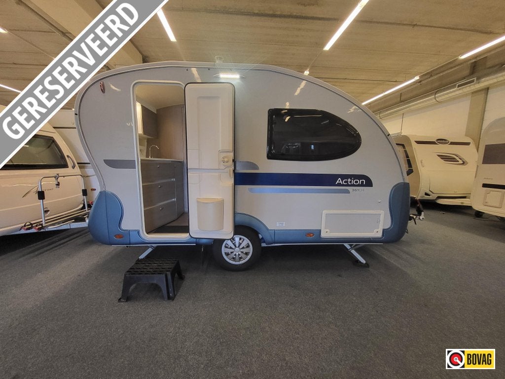 Adria Action 361 LH; voortent Walker en fietsenrek voor, Overige typen, Schokbreker, Tot en met 2, Bedrijf