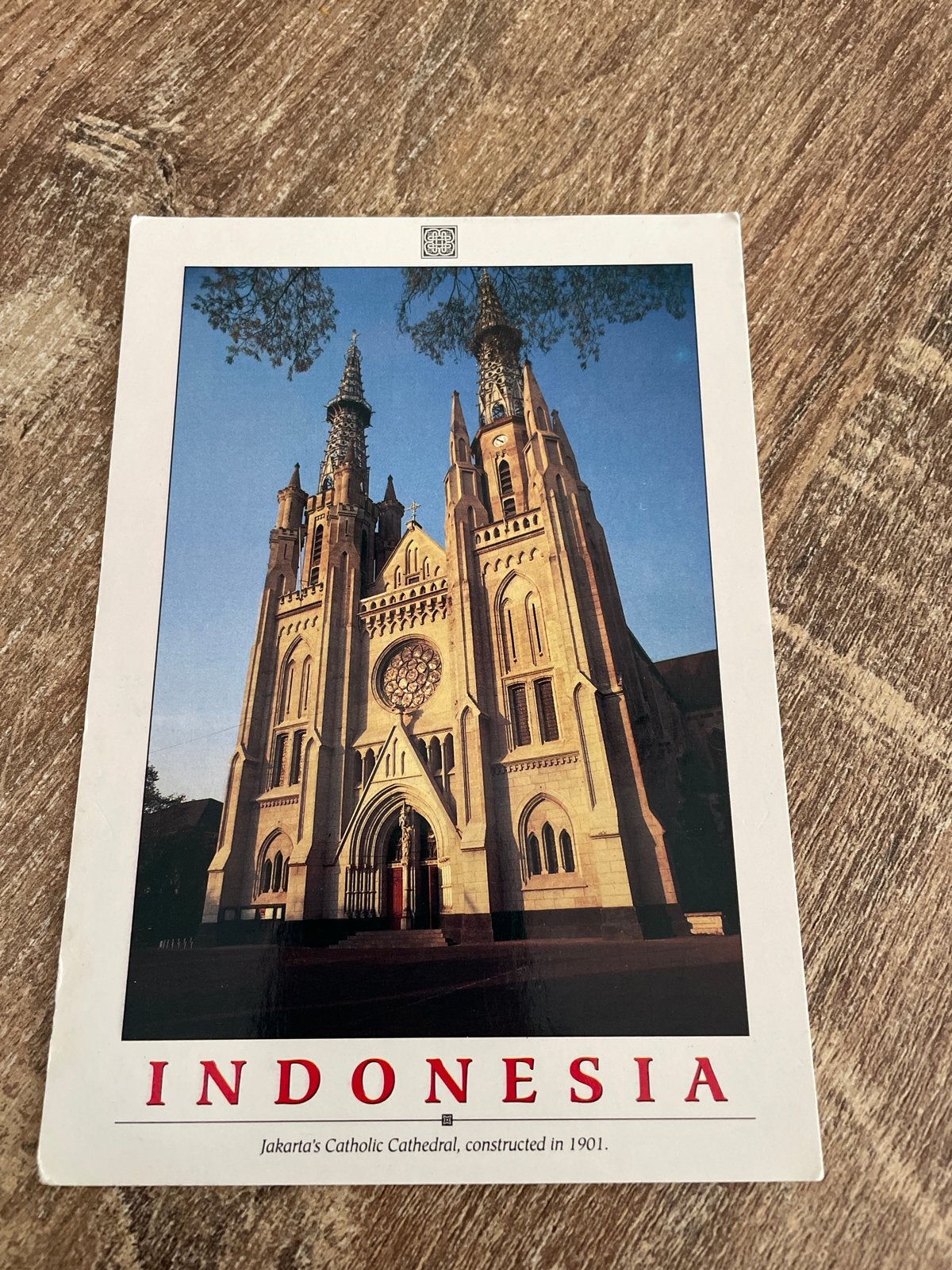 Ansichtkaart Indonesië - Jakarta's Katholieke Kathedraal, Verzamelen, Ophalen of Verzenden, 1980 tot heden, Ongelopen, Buiten Europa