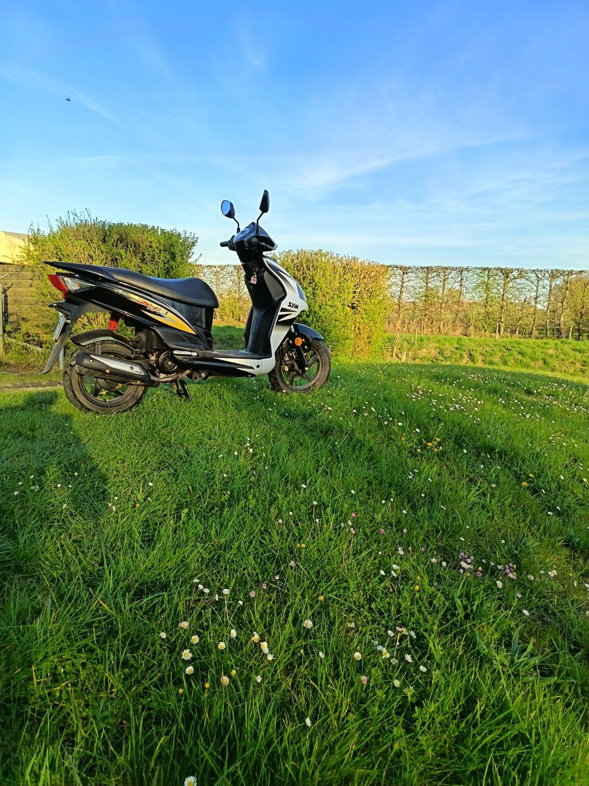 SYM jet 4 Scooter - Zwart/Witte, Fietsen en Brommers, Scooters | SYM, Ophalen, Gebruikt, Overige modellen, Benzine