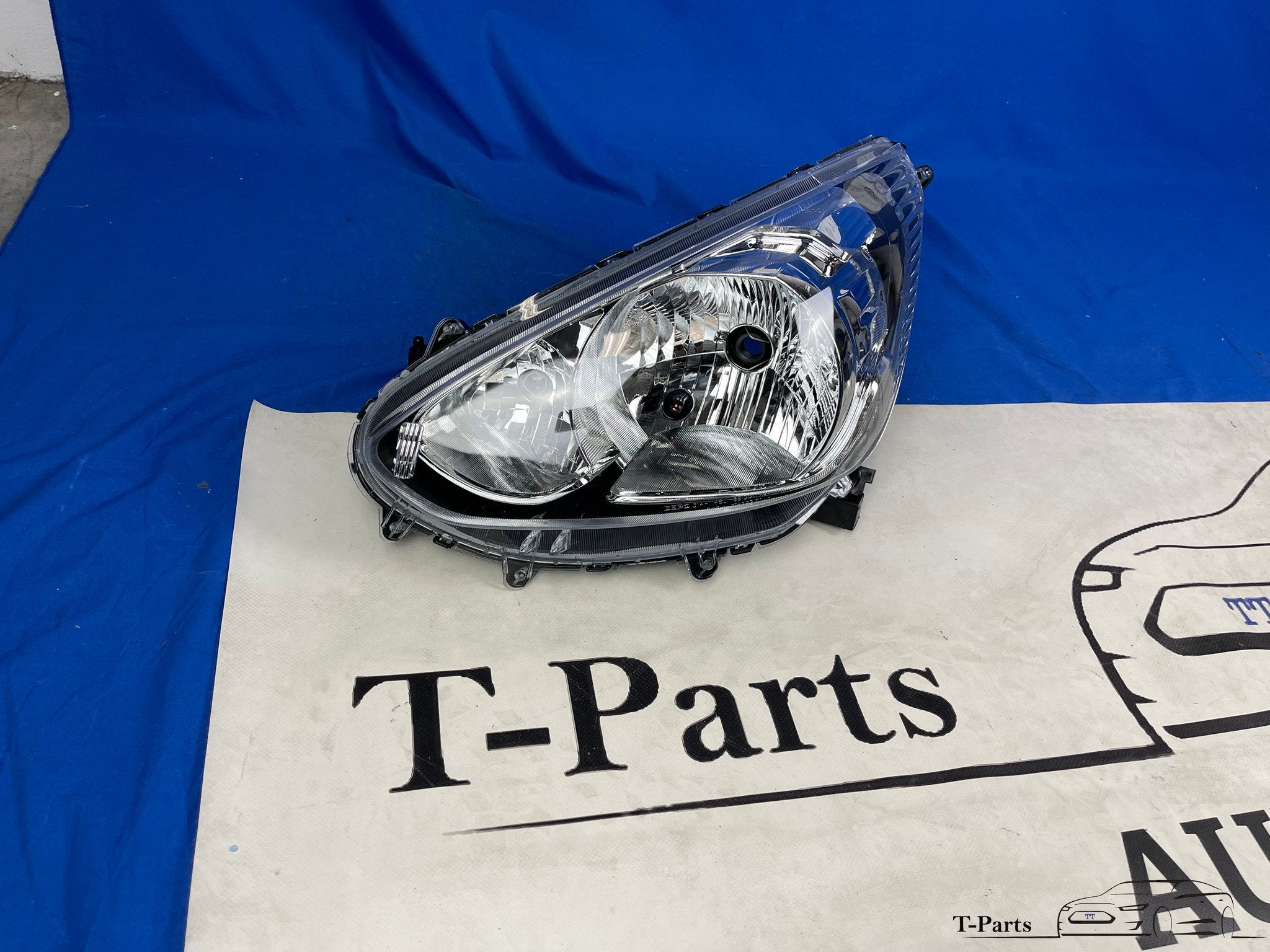 Mitsubishi space star links koplamp NIEUW lamp 2012+ 2016+, Auto-onderdelen, Info@fabrikant.eu, Fabrikant BV, Nieuw, Ophalen of Verzenden