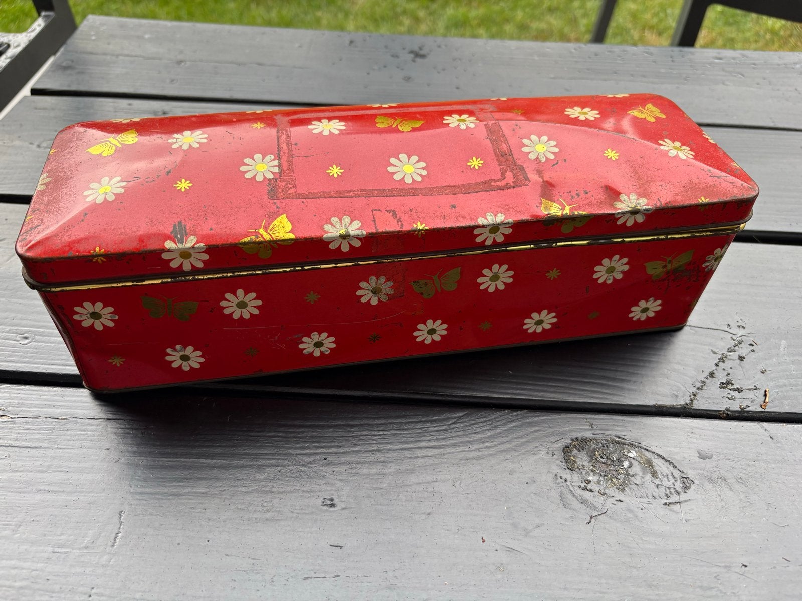 Vintage blikken broodtrommel met madeliefjes en vlinders, Ophalen of Verzenden