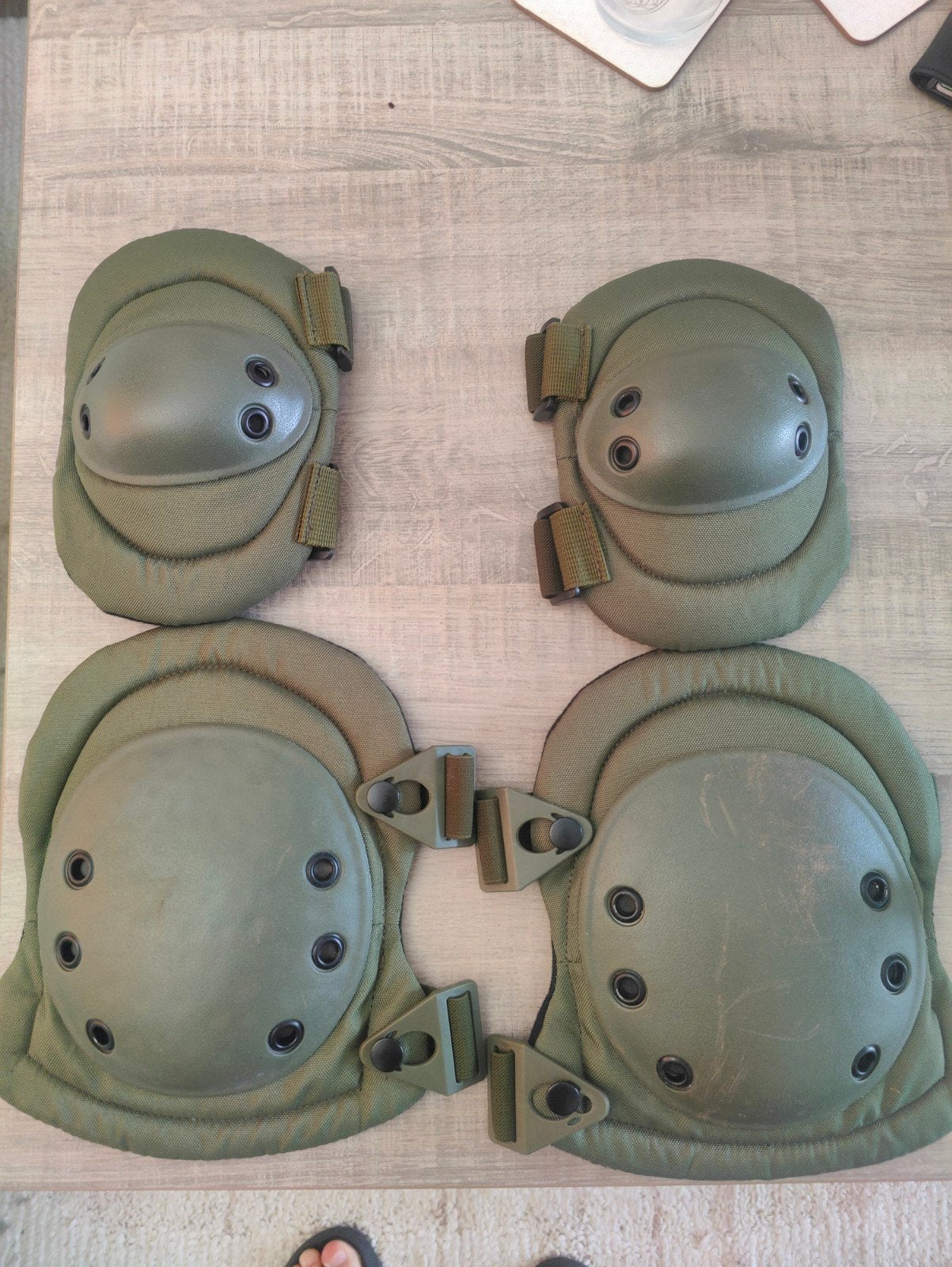 Airsoft kniebeschermers XL, Ophalen of Verzenden, Landmacht, Nederland, Kleding of Schoenen